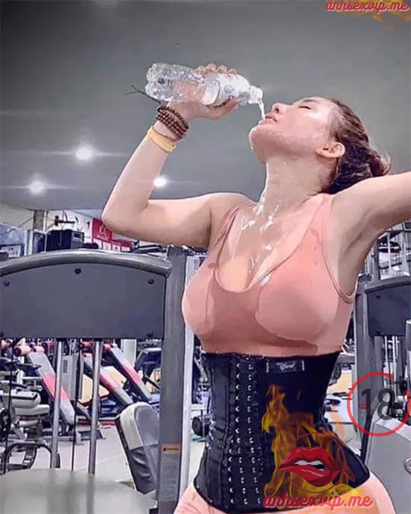 Cô giáo Trang siêu vòng 3 dâm dục nứng lồn thèm đụ 10