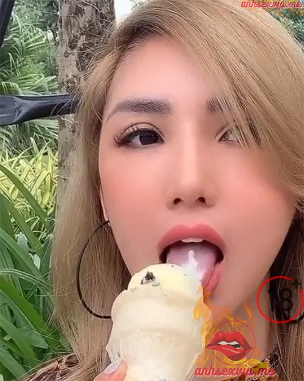 Cô giáo Trang siêu vòng 3 dâm dục nứng lồn thèm đụ 14