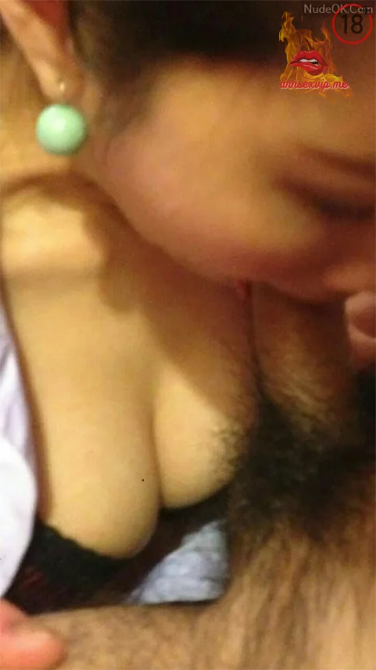 Em gái vú to mê chim ứ chịu nổi 2 Em gái vú to mê chim ứ chịu nổi 2