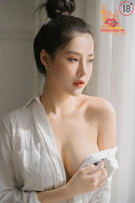 Em nhân viên thu ngân hàng ngon thích nổi tiếng 3