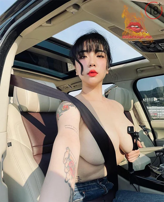 Em sinh viên cưỡi ngựa dập hơn máy khâu