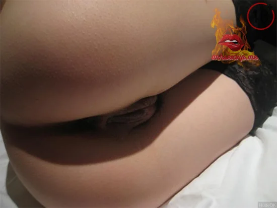 Lần đầu sờ ti gái tê tái cả con cặc 2 Lần đầu sờ ti gái tê tái cả con cặc 2