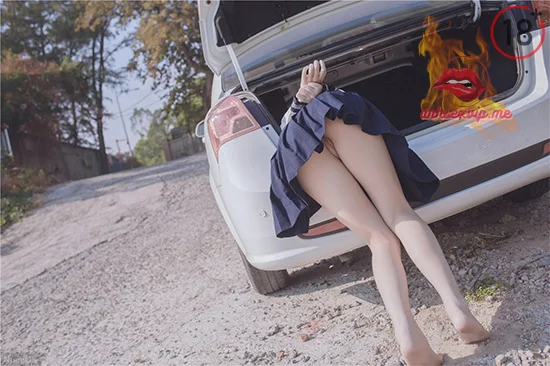 Show lồn từ xe hơi đến khách sạn 11