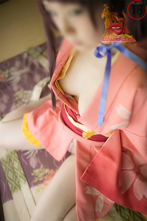 Thợ chụp ảnh khiêu dâm cho em người mẫu quá nứng 7